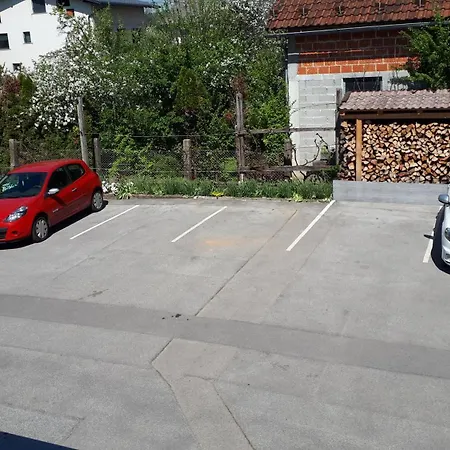 Helena Apartamento *